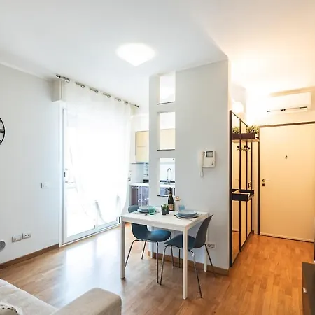 Apartment Amazhome - Casa Al Mare Con Terrazzo E Garage *