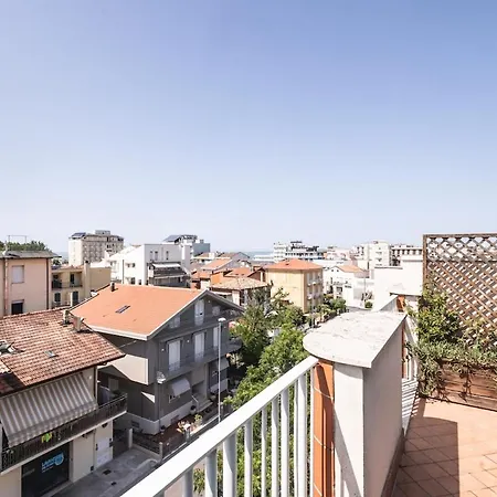 דירה Amazhome - Casa Al Mare Con Terrazzo E Garage *