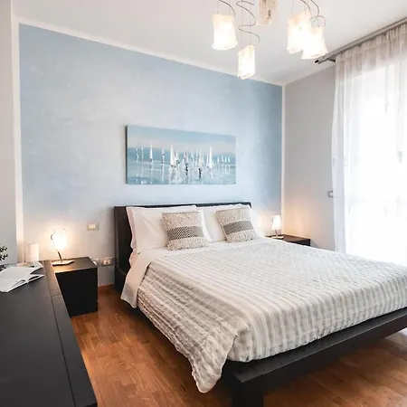 Amazhome - Casa Al Mare Con Terrazzo E Garage Appartement *