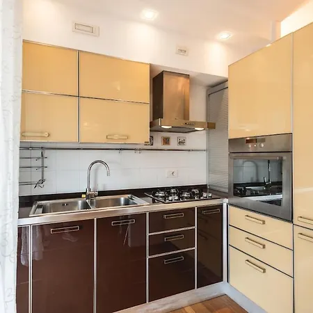 Apartment Amazhome - Casa Al Mare Con Terrazzo E Garage