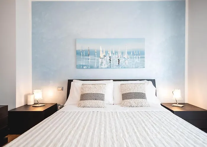Amazhome - Casa Al Mare Con Terrazzo E Garage Lägenhet