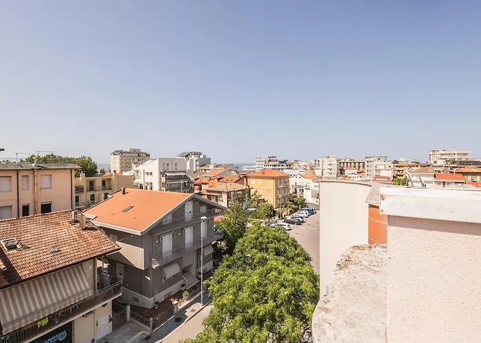 Amazhome - Casa Al Mare Con Terrazzo E Garage 아파트