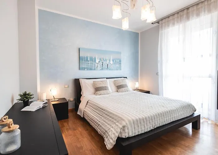 Amazhome - Casa Al Mare Con Terrazzo E Garage Lägenhet *